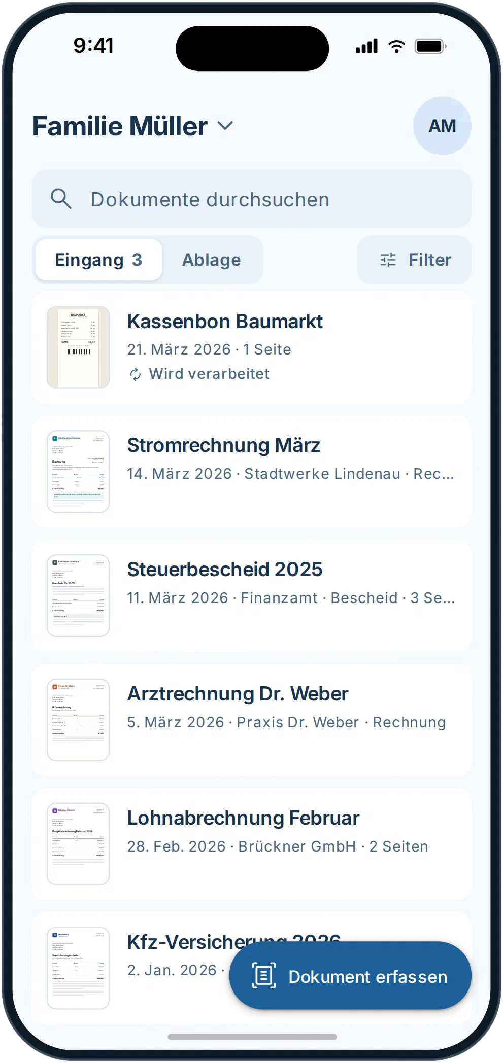 Papernaut Mobile: Eingang mit Dokumentliste und Vorschaubildern der Seiten, ein neues Dokument wird gerade verarbeitet